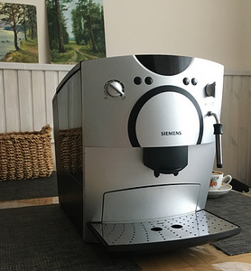 Täisautomaatne espressomasin SIEMENS Supresso Compact (2 foto / 3)