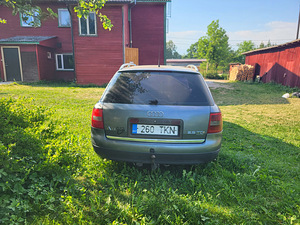 Ауди а6 авант (3 фото из 5)