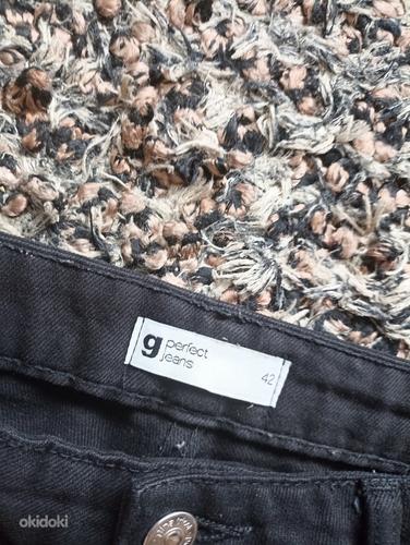 Модные женские джинсы 43 размера в магазине стоили 40 евро! (фото #3)