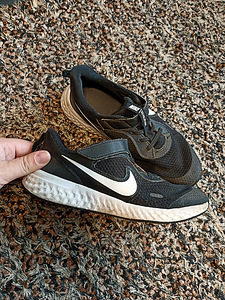 Nike tossud poisile suurus 35 (7 foto / 8)