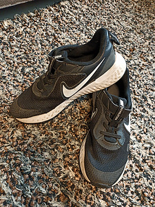 Nike tossud poisile suurus 35 (8 foto / 8)
