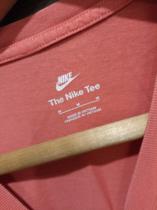 Nike t-särk naistele suurus m (2 foto / 4)