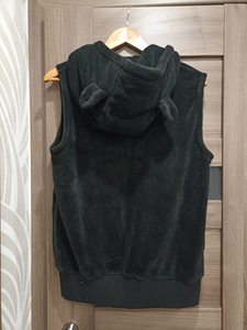 Korralik vest naistele suurus l-xl (2 foto / 7)