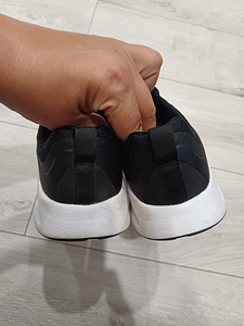 Nike korralikud tossud naistele suurus 40 (3 foto / 8)