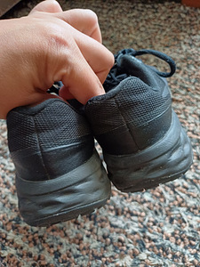 Nike tossud poisile suurus 37.5 (3 foto / 6)