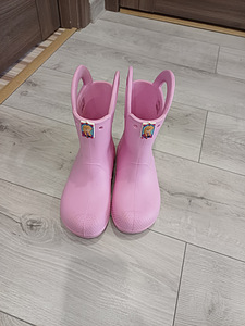 Crocs c 13 tüdrukule kummikud (1 foto / 6)