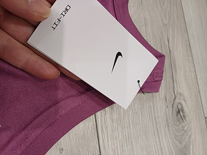 NIKE uus t-särk naistele suurus M (5 foto / 6)