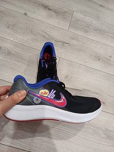 Nike uued tossud naistele suurus 38.5 (3 foto / 8)