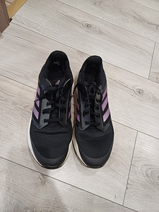 Adidas tossud naistele suurus 42 (2 foto / 7)