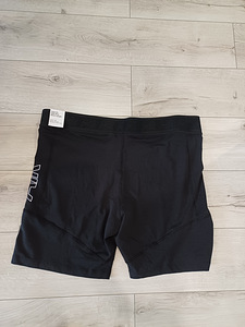 Nike uued lühikesed püksid naistele xxxl (7 foto / 7)