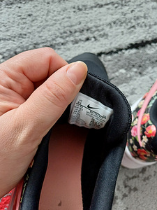 Nike nagu uued tossud naistele suurus 38 (7 foto / 8)