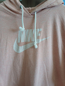 Nike dressipusa naistele suurus S (5 foto / 6)