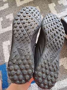 Adidas jalgpalli puutsad poisile suurus 38 (8 foto / 8)