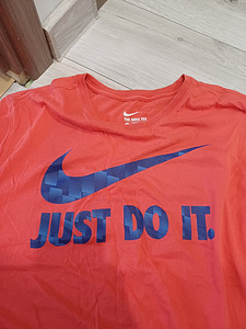 Nike t-särk naistele suurus xl (4 foto / 4)
