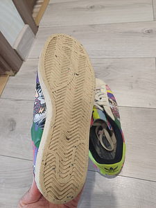 Adidas tossud meestele 42,5 (6 foto / 7)