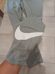 Nike leggings naistele xl (3 foto / 4)