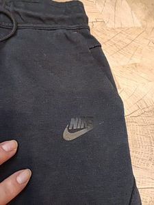 Nike dressipüksid poisile 137-147 (2 foto / 7)