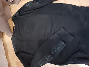 Nike dressikomplekt poisile 137-147 (5 foto / 10)