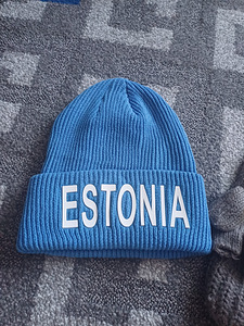 Uus müts naistele Estonia (1 foto / 5)