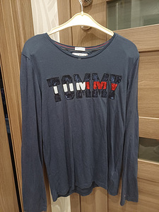 Tommy hilfiger pusa poisile 164 (1 foto / 6)
