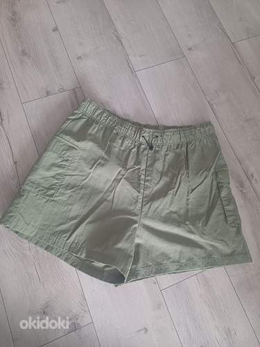 Nike lühikesed püksid naistele xl