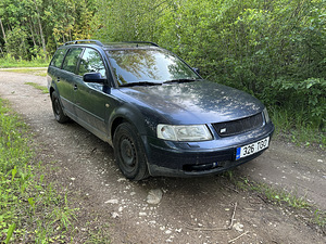 Volkswagen passat 1.8 turbo syncro RWD (3 foto / 7)