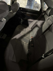 Audi a4 1.9tdi 66kw (6 foto / 6)