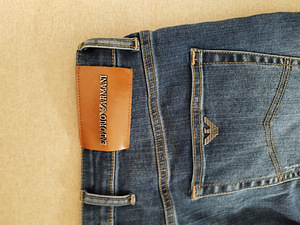 Emporio Armani,34 (5 foto / 6)