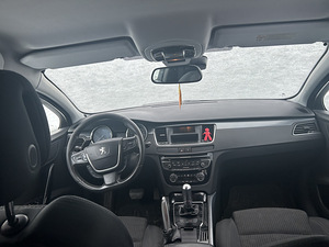 Peugeot 508 (4 фото из 8)