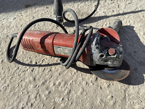 Hilti nurklihvija 125 mm, ei tööta (1 foto / 3)