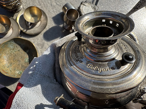 Erinevad metallist antiikesemed (2 foto / 10)