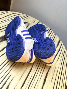 Adidas tossud, s. 33 (21,2 cm) (2 foto / 2)