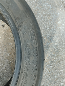 225/45/17 Michelin (5 foto / 6)