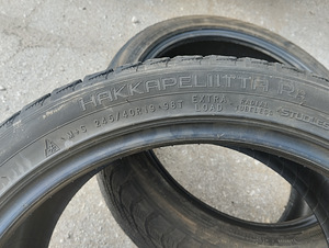 245/40/19 Nokian MS (6 foto / 7)