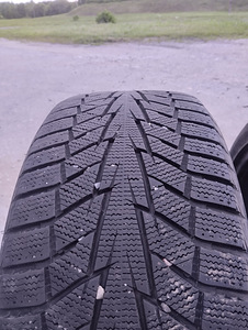 225/40/18 Hankook MS (3 foto / 5)