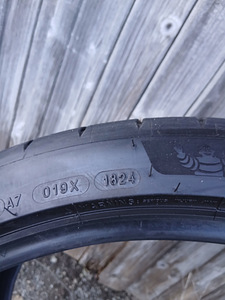 Michelin Pilot Sport S5 305/30ZR21 (6 foto / 7)