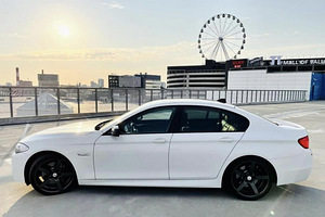 BMW 525 3.0 150kW (6 foto / 8)