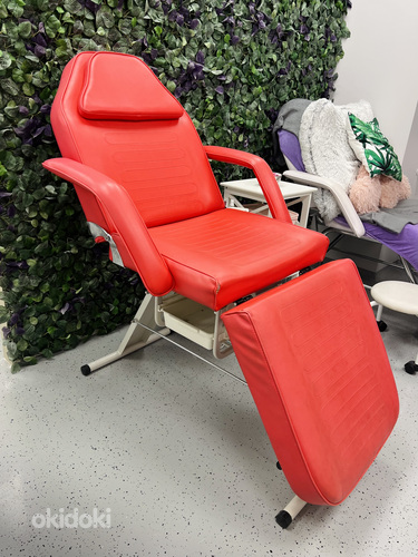 Кровать для клиента косметолога/кресло для педикюра (фото #1)