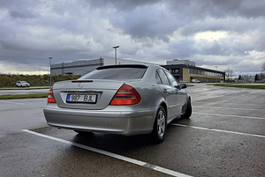 Mercedes-Benz E 350 3.5 200kW (2 foto / 7)