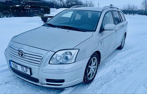 Toyota avensis (1 foto / 7)