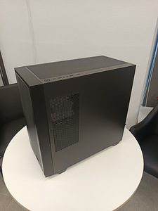 GAMER PC RYZEN 7 5700X/32GB RAM/1TB NVME SAMSUNG/RTX 5060Ti (4 foto / 9)