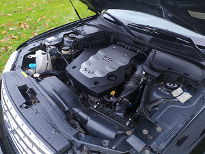 Infiniti FX35, 2005a (14 foto / 15)
