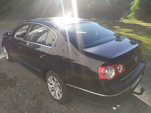Volkswagen Passat B6 2007 (3 foto / 13)