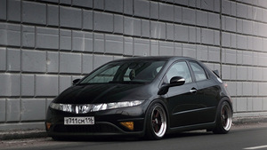 Honda Civic 2.2 103kW 2007 (6 foto / 13)