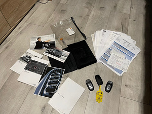 Продам Audi A4 2.0T Quattro (15 фото из 15)