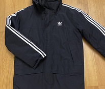 Куртка Adidas размера M