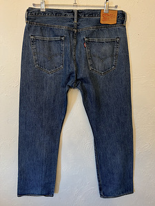 Levi's