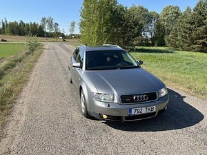 Audi a4 b6 2.5tdi 132kw quattro (5 foto / 6)