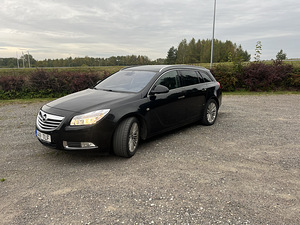 OPEL INSIGNIA SPORTS TOURER 4x4 2.0 118kW (5 foto / 8)