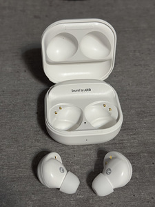 Samsung Galaxy Buds 2 Pro (копия) (5 фото из 5)